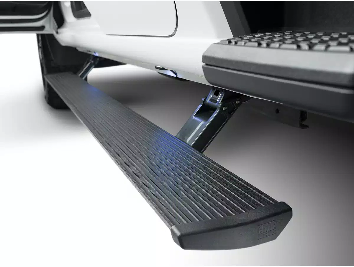 Estribos eléctricos AMP Research para Toyota Hilux 2015-2018 - Image 3